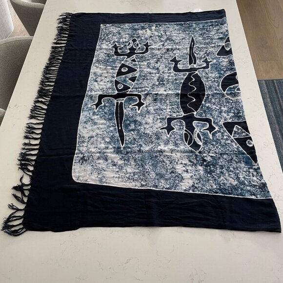 Tropical Fringed Wrap/Cover Up w Lizard Print Solid Border Blue + White No Tags - Picture 5 of 5